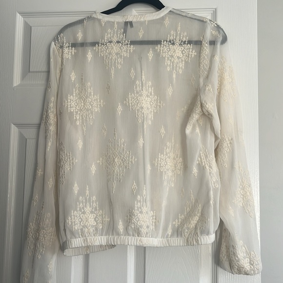 Maurices Sheer bomber cream - Picture 5 of 5